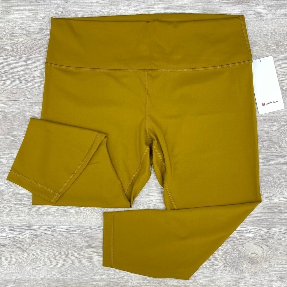 𝅺LULULEMON Wunder Train High-Rise Tight 25" Sz 20